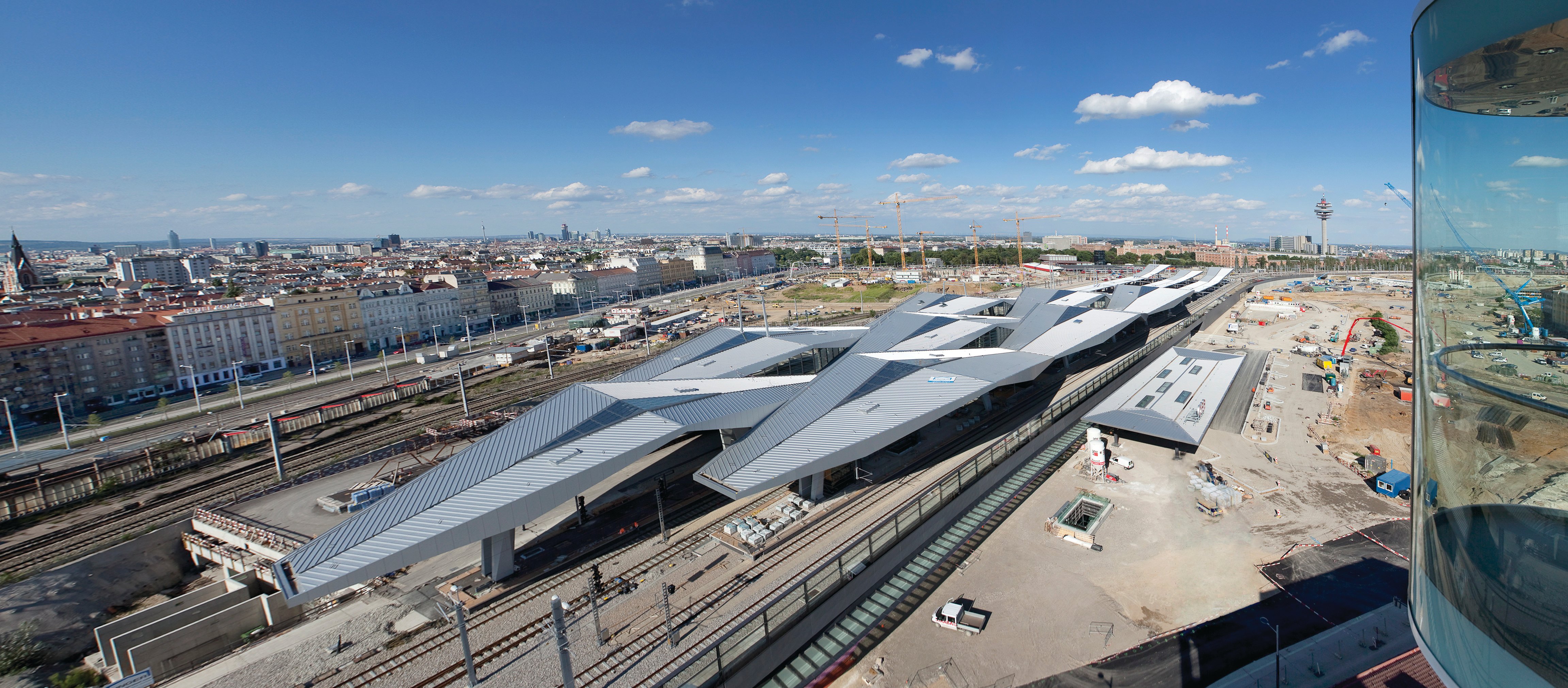 UngerReferenz_OEBB-HBF_(c)Renee-del-Missier_UngerSteelGroup (3)